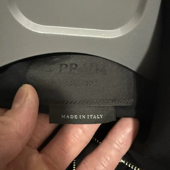 Prada Sweatshirt with Re-Nylon details - Picture 7 of 12